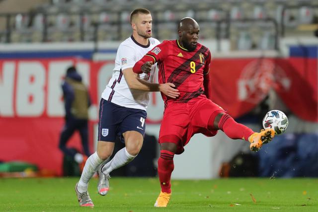 记者批姆巴佩：姆巴佩状态不像职业球员